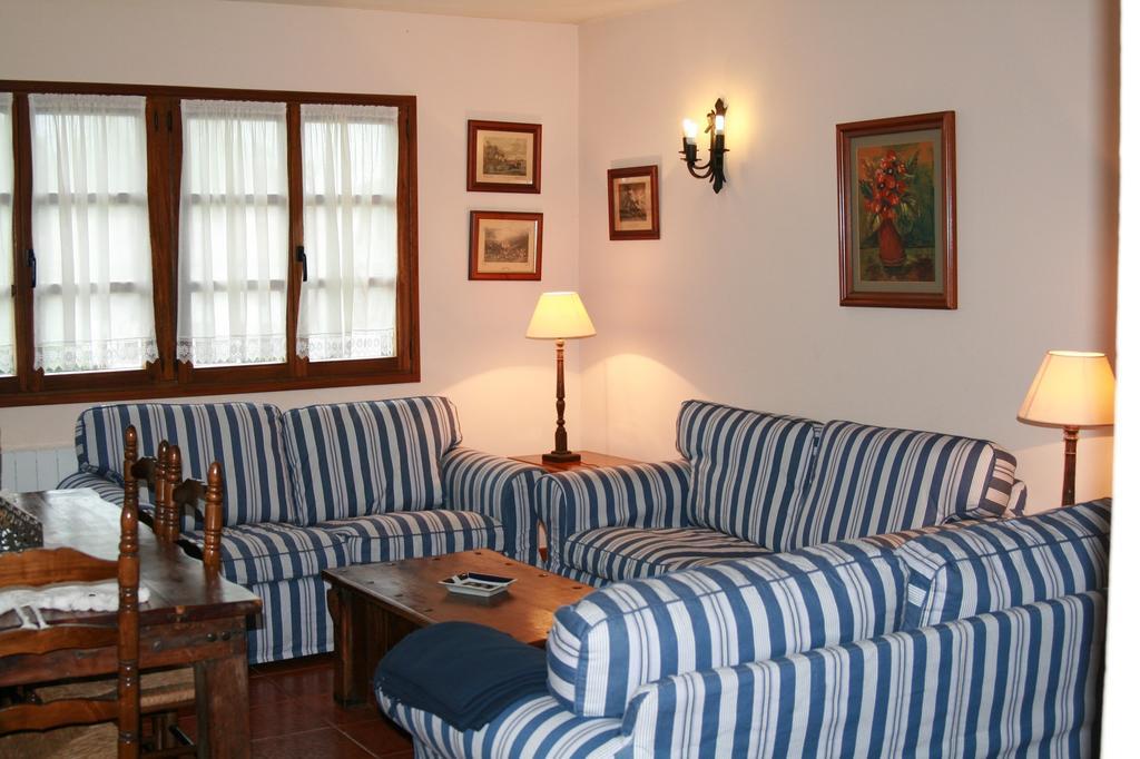Vivienda Casa Luisa Apartment Comillas Luaran gambar